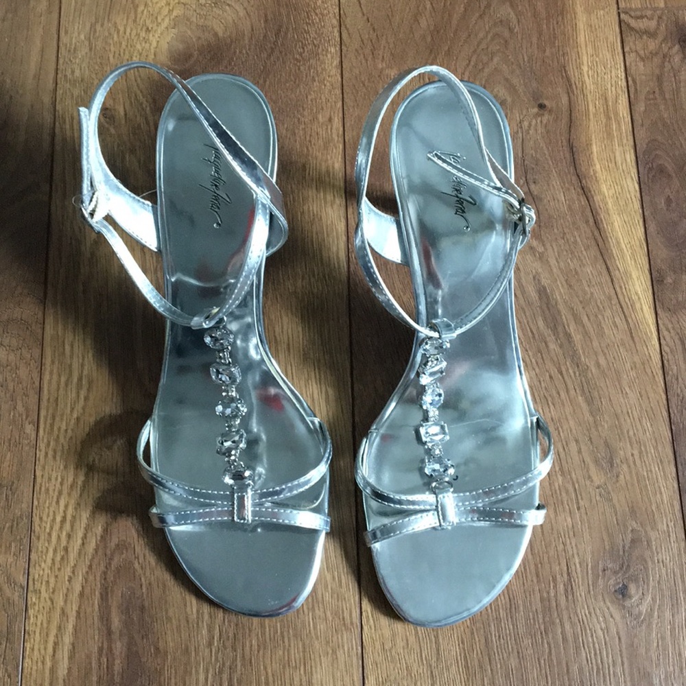 Women’s Silver Heels